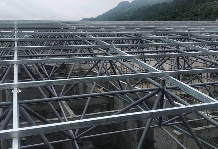 东乡县仁怀冠英学校艺体楼网架